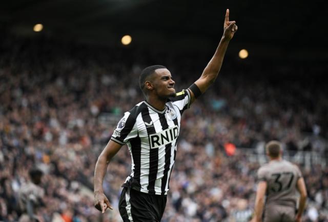 1754006827494016726.jpg yisake.jpg