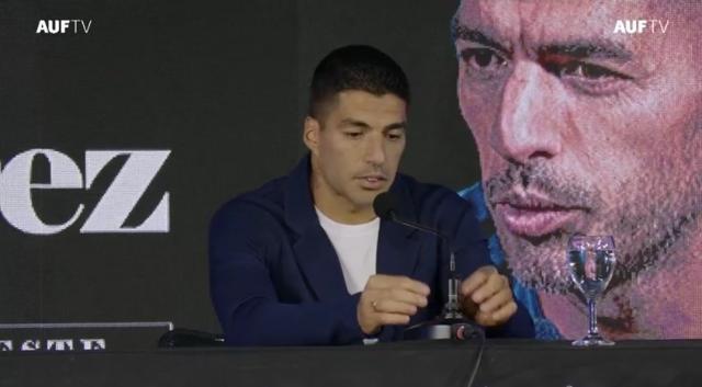 KAIYUN-官方：苏亚雷斯即将从乌拉圭队退役