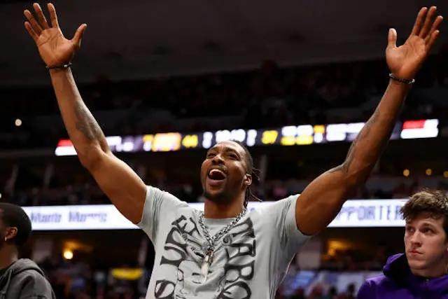 1664199759235025643.jpg 霍华德.jpg