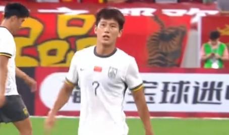 媒体人：向余望能力绝对不垃圾，他纯是心态不好没见过大世面