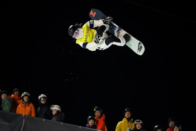 KAIYUN-蔡雪桐第7次收获“水晶球” 日本单板再现集团优势