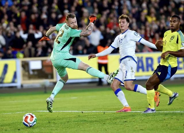 开云APP-每体：切尔西、热刺、拜仁、巴萨等队关注霍芬海姆的阿斯拉尼