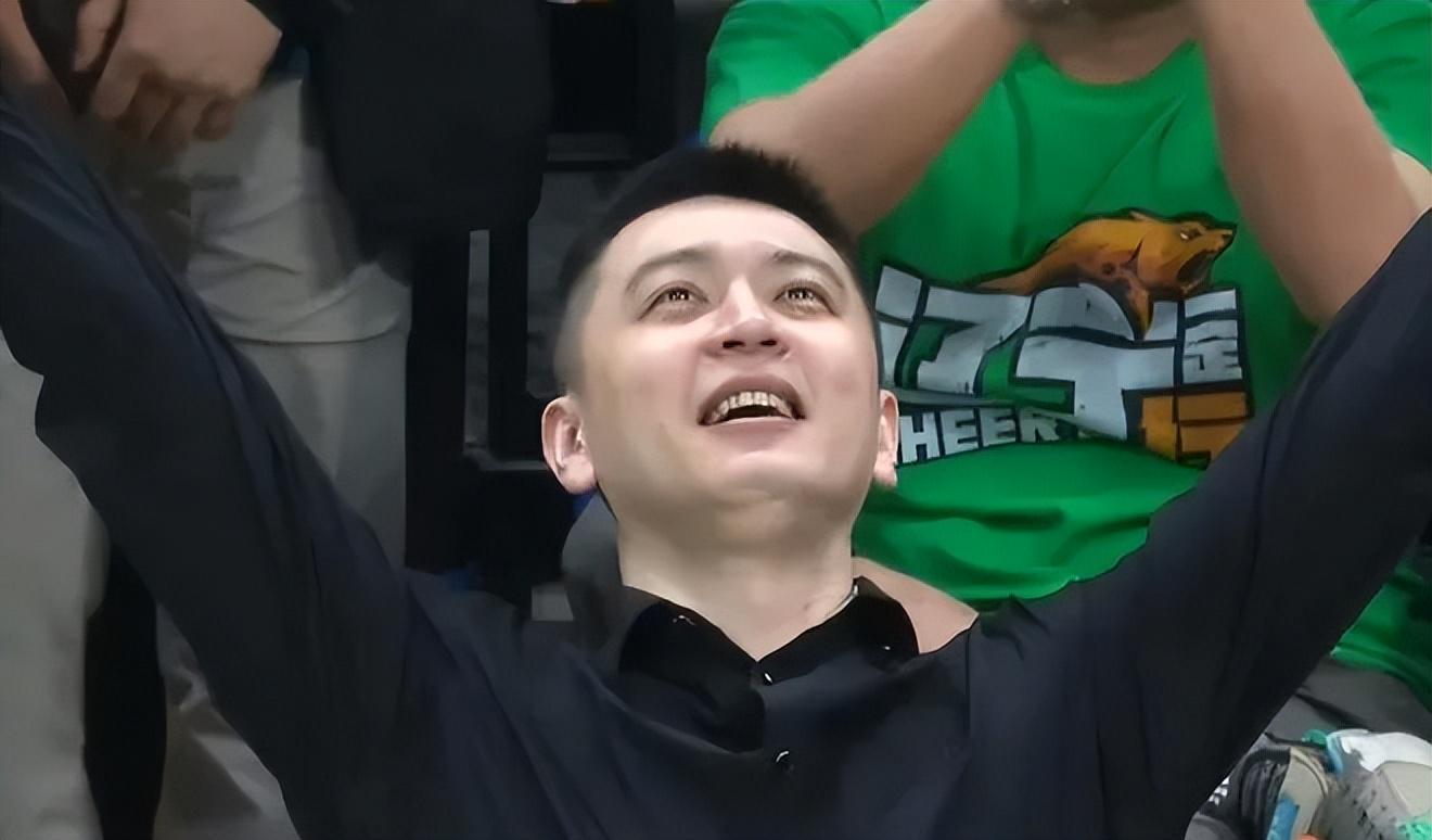 开云官网-热搜第一！杨鸣辞职！球队4连败，单节仅得4分，成为导火索
