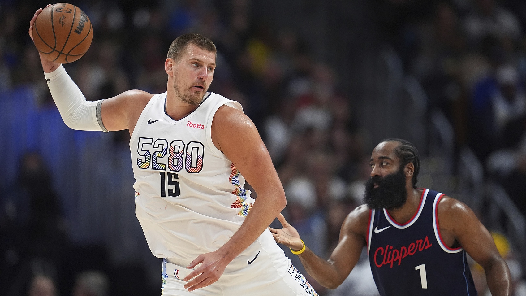 开云官网-美媒：骑士得哈登+施罗德&amp;埃利斯后连打船王 再打掘金要约基奇？